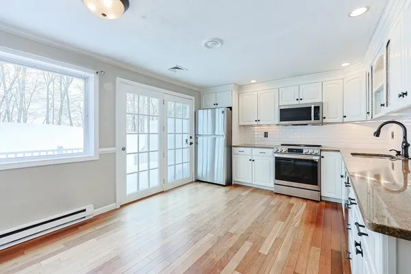 $3,500 | 835 Mt Hope Street, Unit 40, North Attleboro, MA 02760