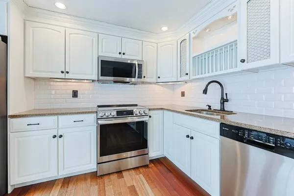 $3,500 | 835 Mt Hope Street, Unit 40, North Attleboro, MA 02760