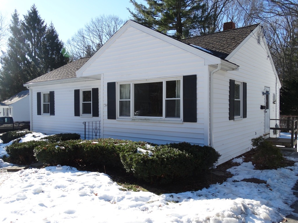 34 Cedar Hill Road Ashland, MA 01721 - Photo 2 of 19 Gallery Image 2