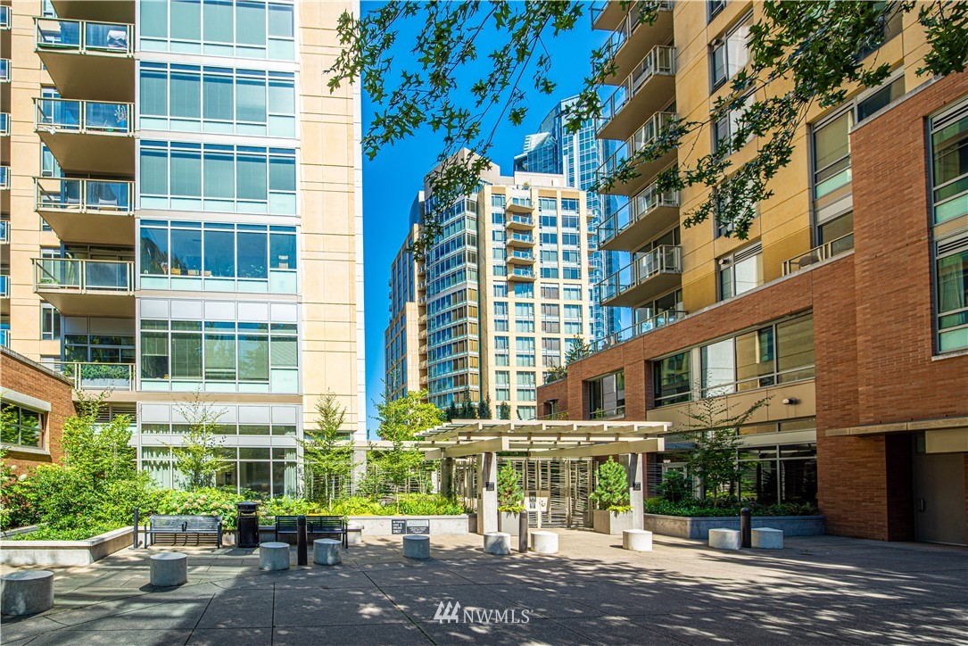 910 Lenora Street, Unit S1203 Seattle, WA 98121 - Photo 2 of 39 a front view of a building