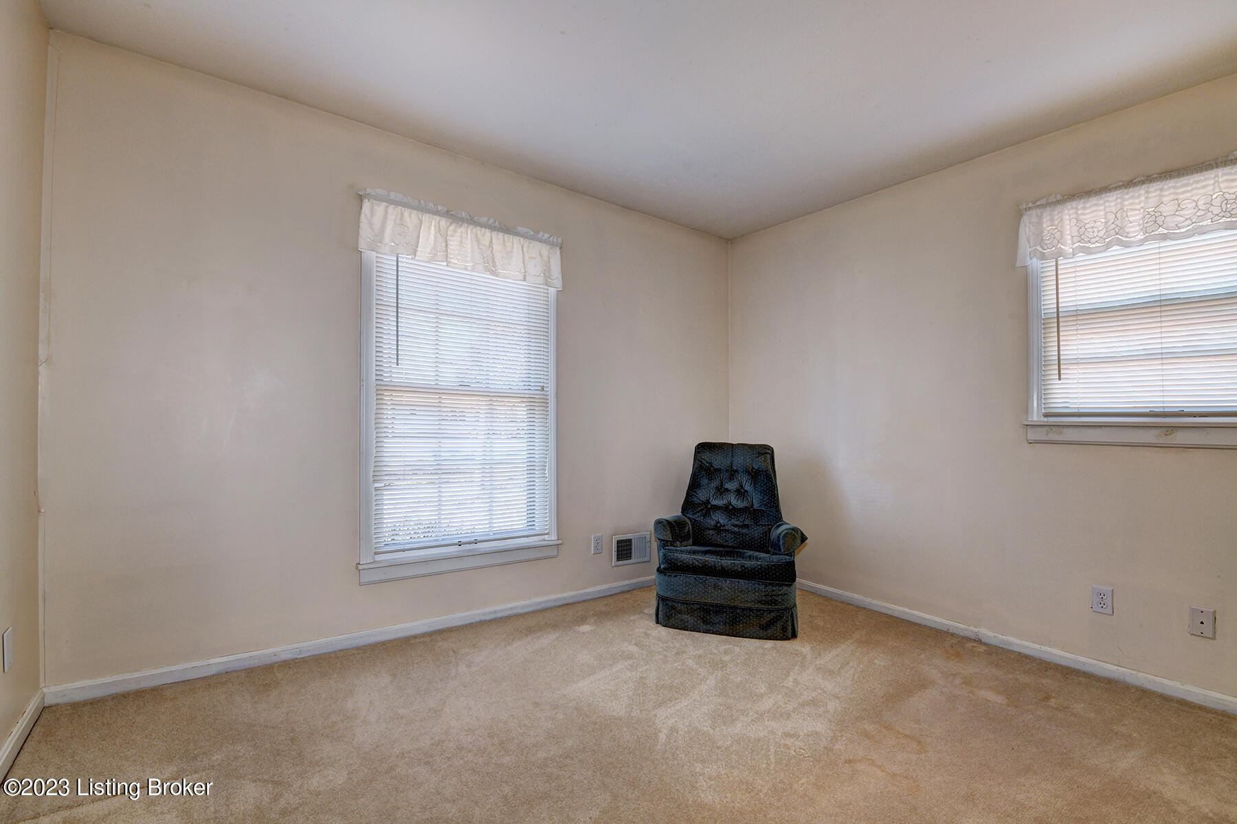 9412 Fairground Road Louisville, KY 40291 - Photo 11 of 21 Bedroom 2