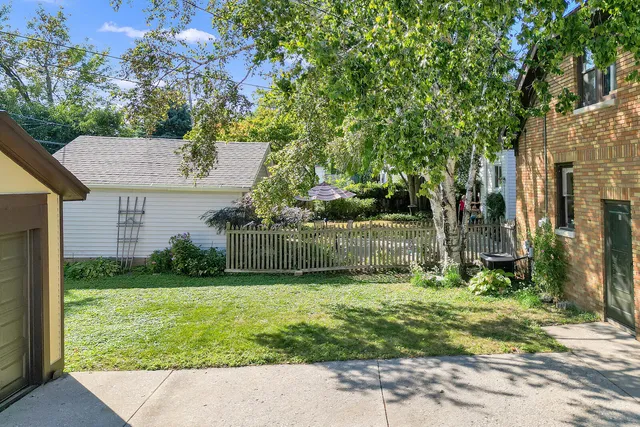 $479,300 | 1913 East Beverly Road, Shorewood, WI 53211