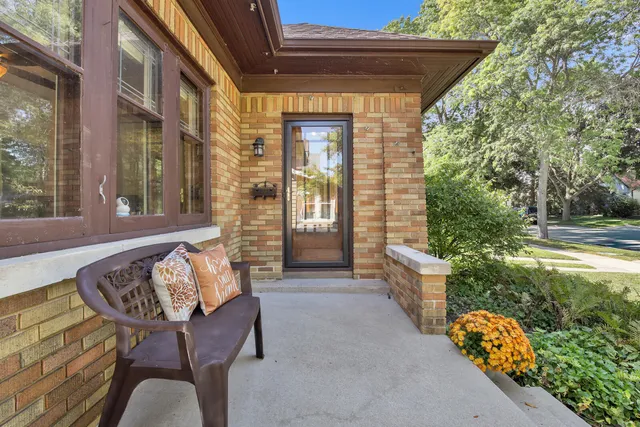 $479,300 | 1913 East Beverly Road, Shorewood, WI 53211