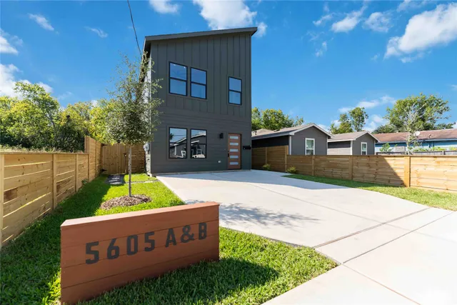 $445,000 | 5605 Tommye Street, Unit A B, Houston, TX 77028