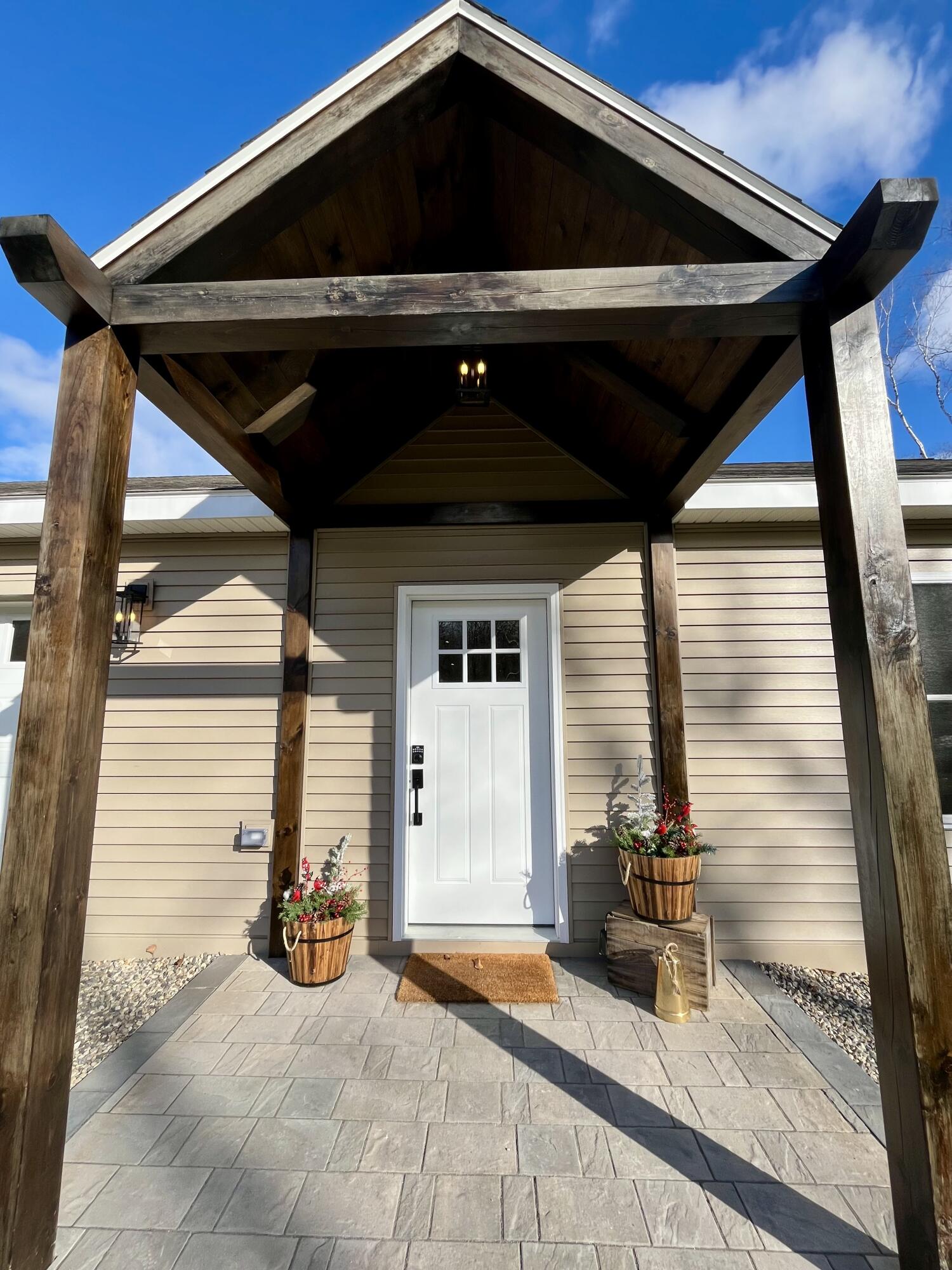 60 Chapman Road Harrison, ME 04040 - Photo 5 of 53 IMG_3315