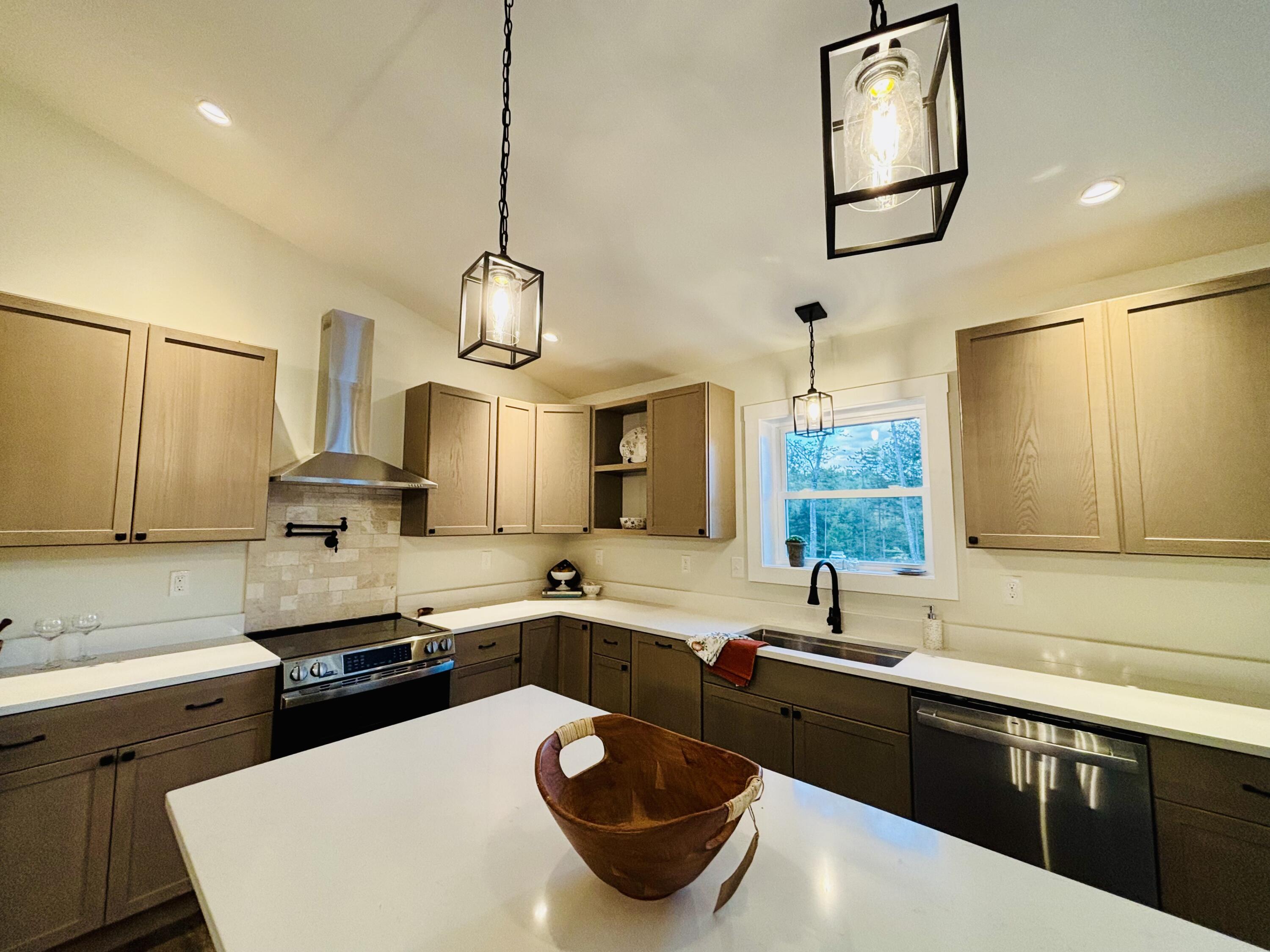 60 Chapman Road Harrison, ME 04040 - Photo 9 of 53 IMG_5471