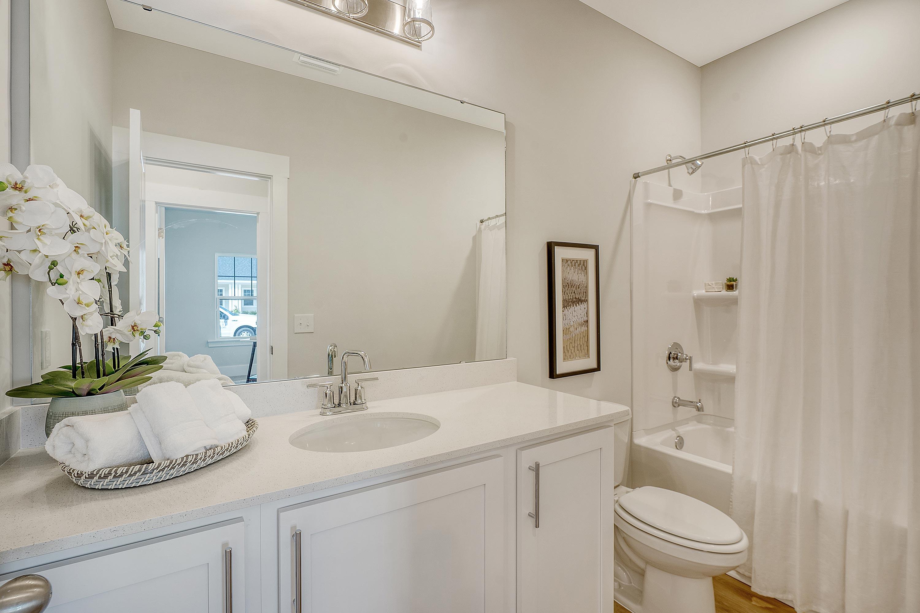 978 Dusk Drive Summerville, SC 29486 - Photo 24 of 39 bath 2