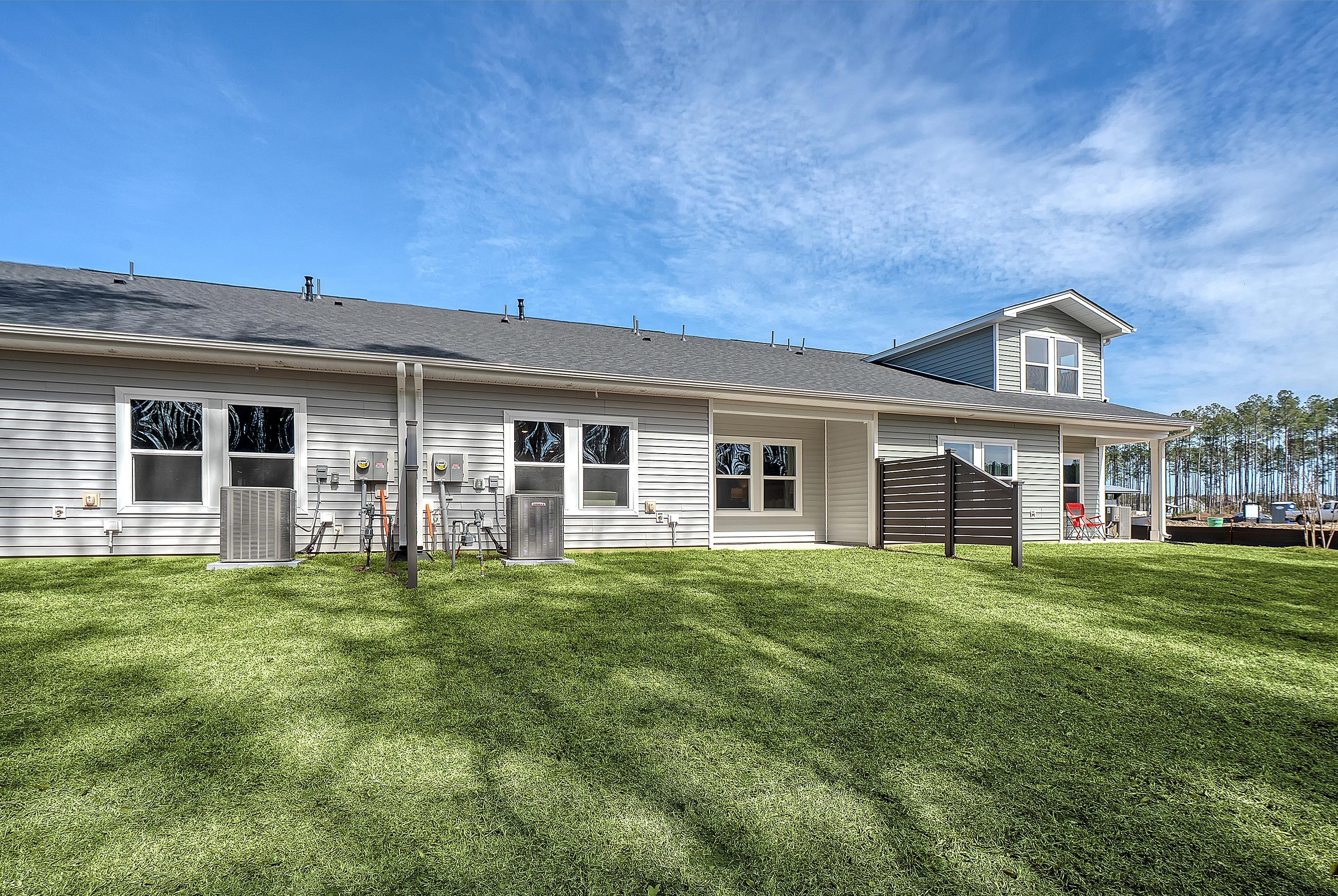 978 Dusk Drive Summerville, SC 29486 - Photo 27 of 39 large rear yard