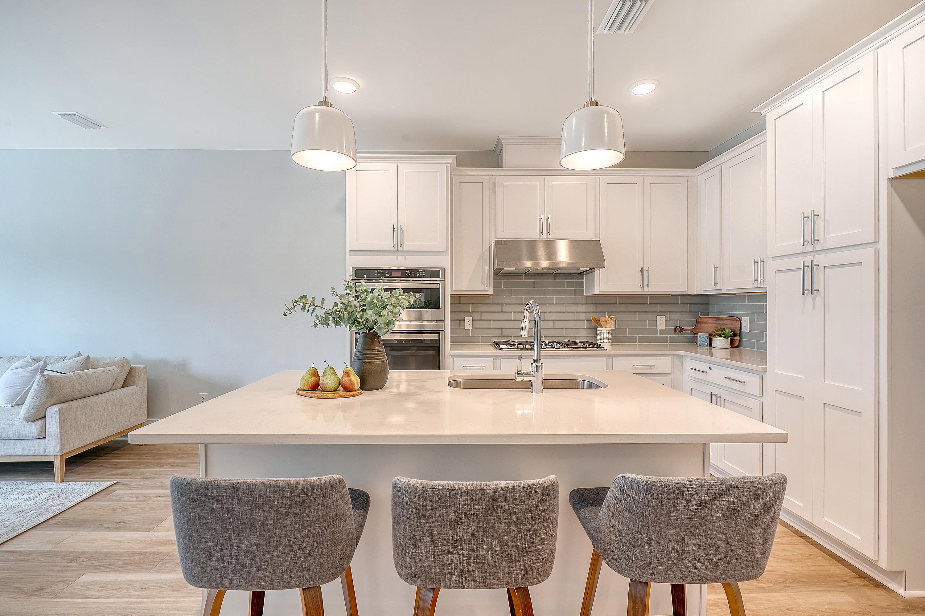 978 Dusk Drive Summerville, SC 29486 - Photo 10 of 39 kitchen