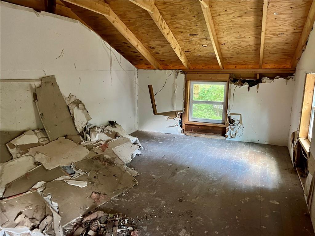 371 Crestview Road Slippery Rock, PA 16057 - Photo 7 of 13 Gallery Image 7