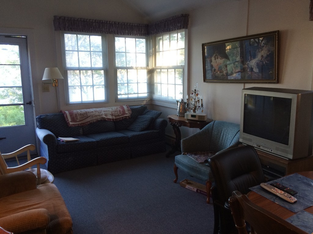 17 Riverside Drive Wareham, MA 02558 - Photo 2 of 9