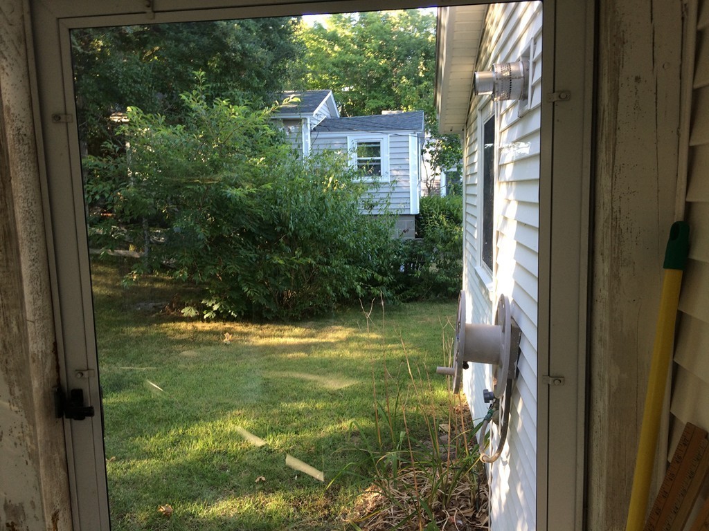 17 Riverside Drive Wareham, MA 02558 - Photo 8 of 9