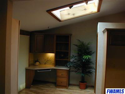 9437 Manor Woods Road Fort Wayne, IN 46804 - Photo 3 of 8 Gallery Image 3