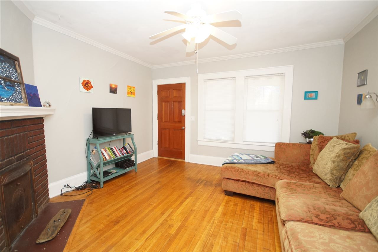 2925 Chapel Hill Road Durham, NC 27707 - Photo 5 of 25 Photo 5