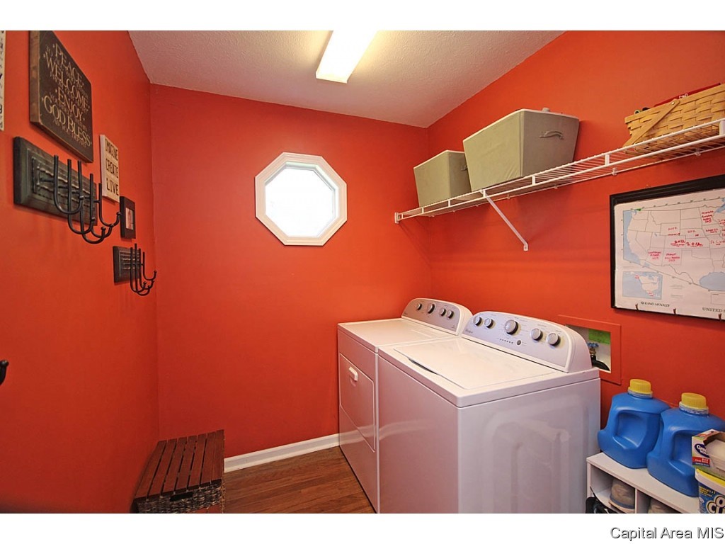 2104 Disar Drive Springfield, IL 62711 - Photo 18 of 28 Gallery Image 18