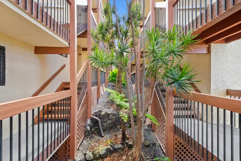 $435,000 | 75-5863 Kuakini Highway, Unit 108, Kailua-Kona, HI 96740