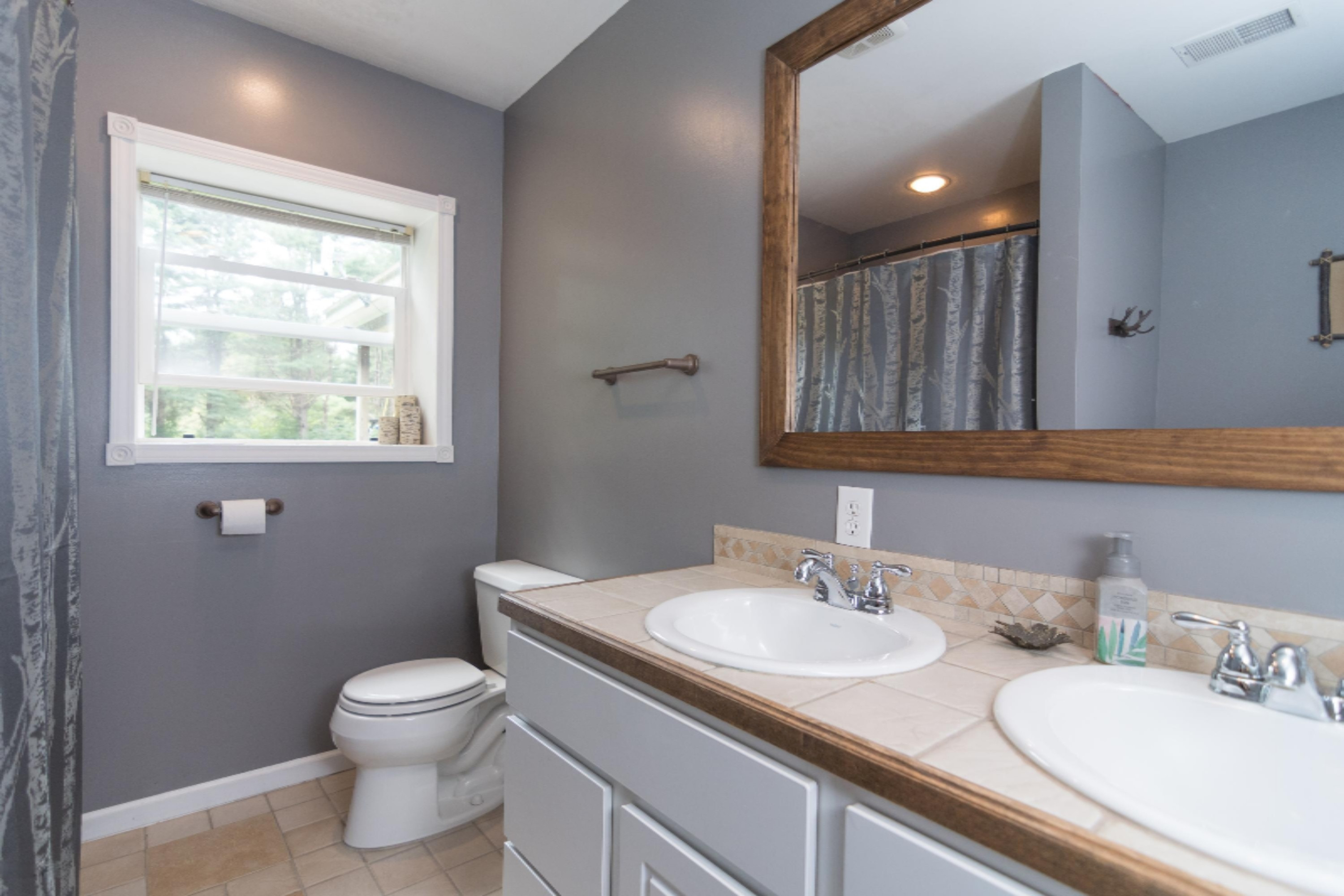 9800 North Bailey Road Howard City, MI 49329 - Photo 16 of 36 Bathroom