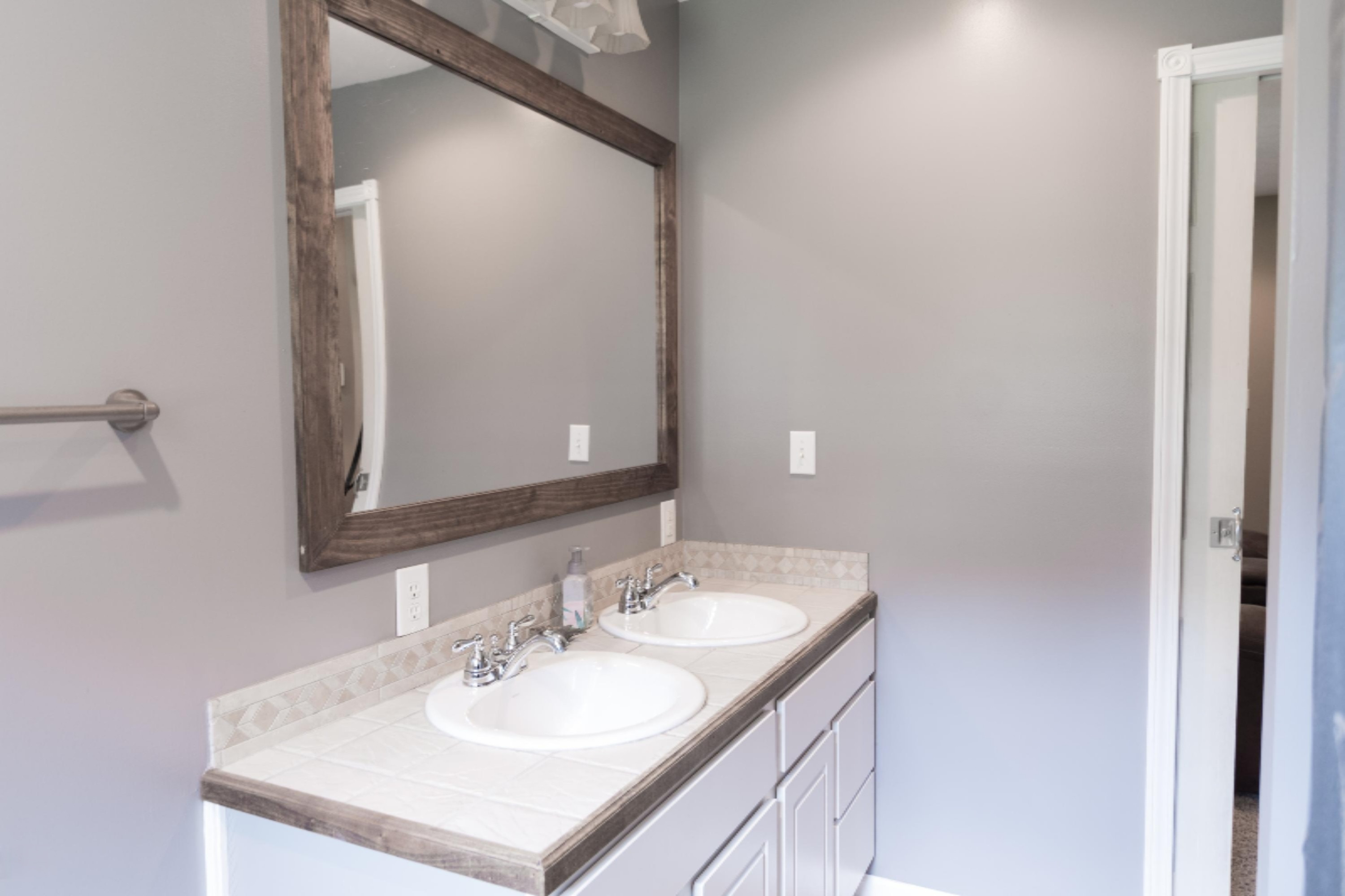 9800 North Bailey Road Howard City, MI 49329 - Photo 17 of 36 Bathroom