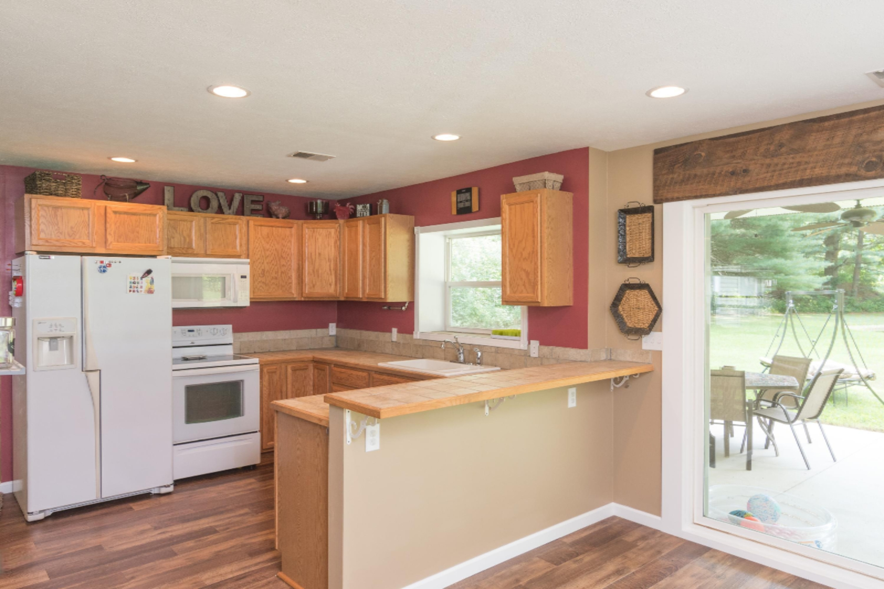 9800 North Bailey Road Howard City, MI 49329 - Photo 7 of 36 Kitchen
