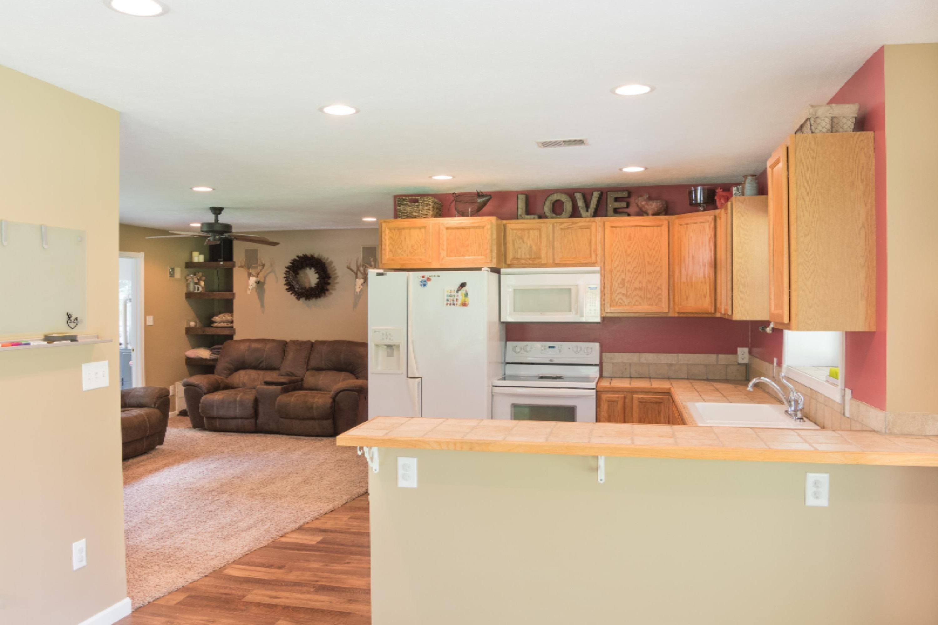 9800 North Bailey Road Howard City, MI 49329 - Photo 8 of 36 Kitchen