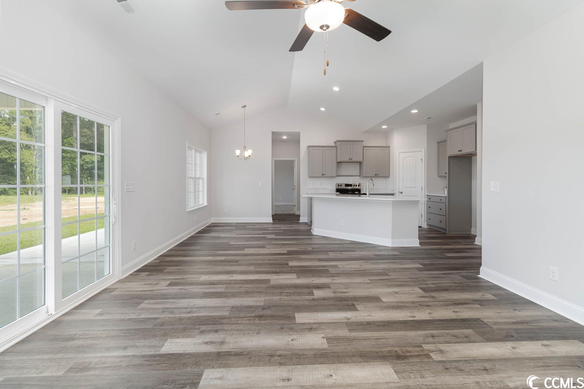 254 Ole Maple Street Loris, SC 29569 - Photo 8 of 27 Gallery Image 8