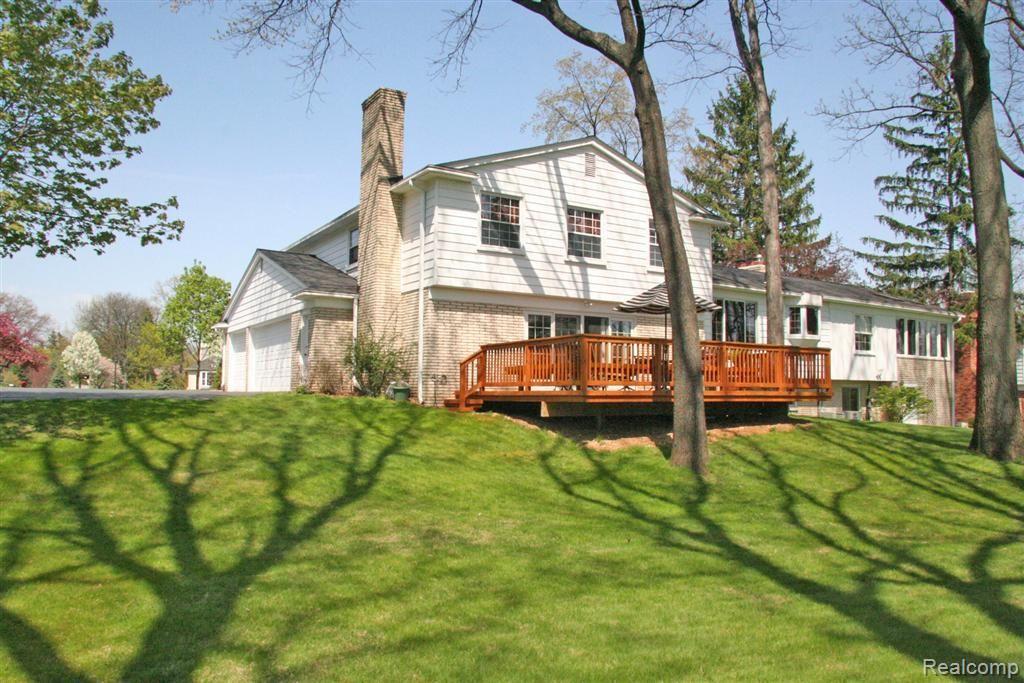 4126 Nearbrook Road Bloomfield Hills, MI 48302 - Photo 18 of 18 17 Rear Yard