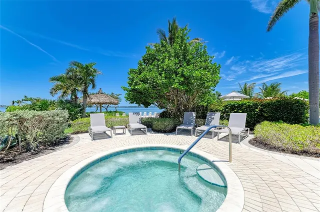 $899,000 | 229 Sapphire Lake Drive, Unit 101, Bradenton, FL 34209