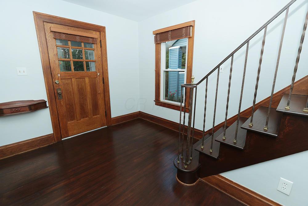 85 East Pacemont Road Columbus, OH 43202 - Photo 7 of 50
