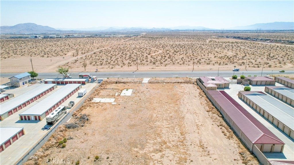 16454 Adelanto Road Adelanto, CA 92301 - Photo 3 of 12