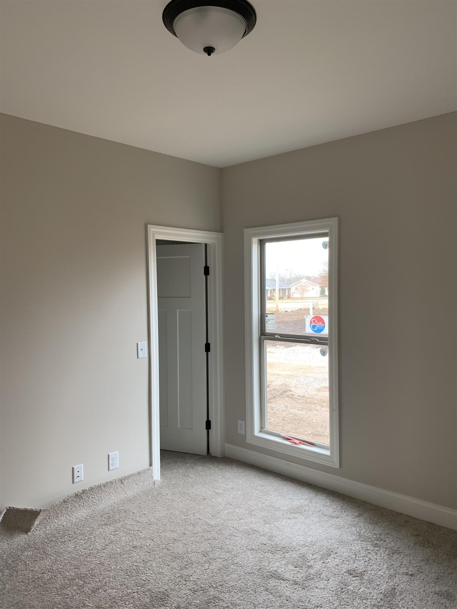 1626 Hickory Ridge Road Lebanon, TN 37087 - Photo 17 of 23 bedroom 3 downstairs with walk in closet.