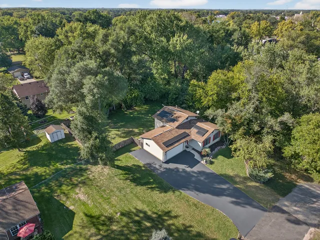 $339,900 | 2501 Birchwood Avenue, McHenry, IL 60051