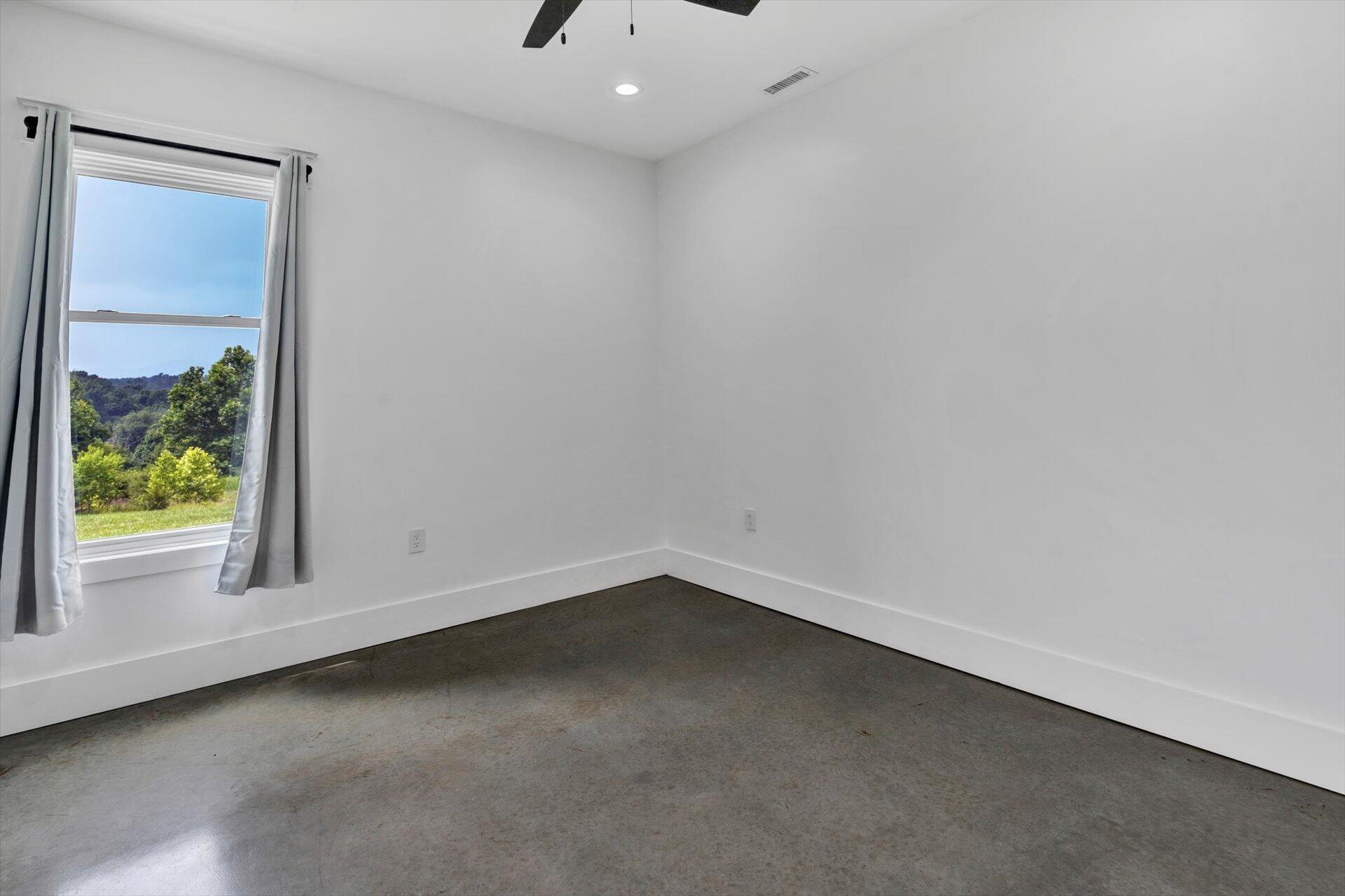 150 Springhouse Lane Rocky Mount, VA 24151 - Photo 41 of 62 36-063020230184