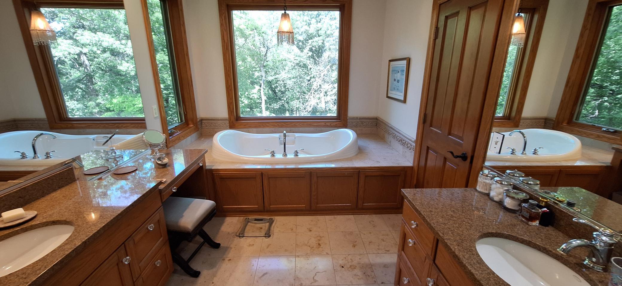 1900 Timber Ridge Drive Burnsville, MN 55306 - Photo 11 of 18