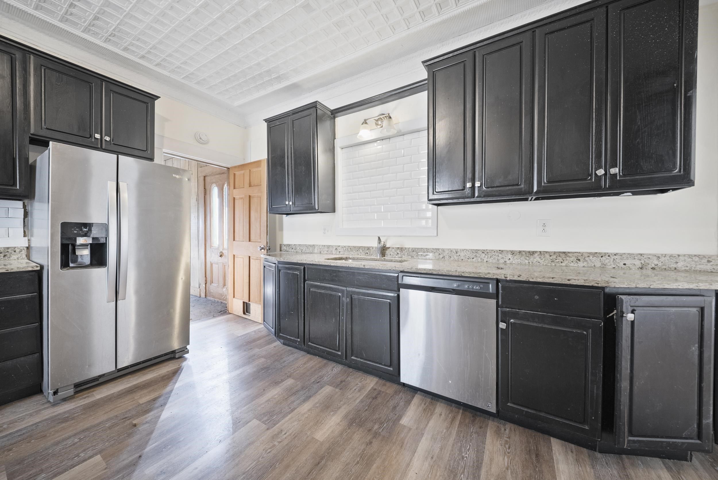 605 Hall Street Manchester, NH 03104 - Photo 17 of 32