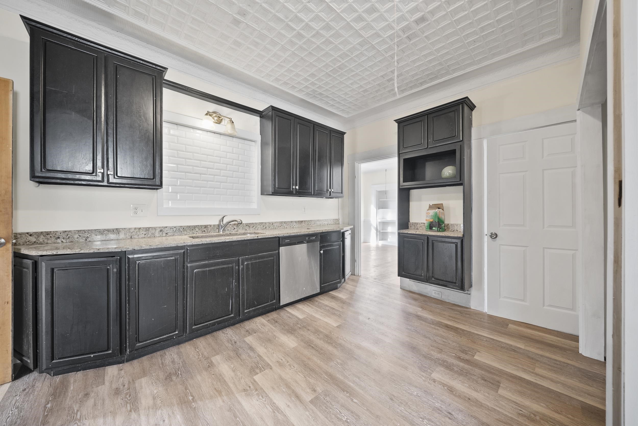 605 Hall Street Manchester, NH 03104 - Photo 18 of 32