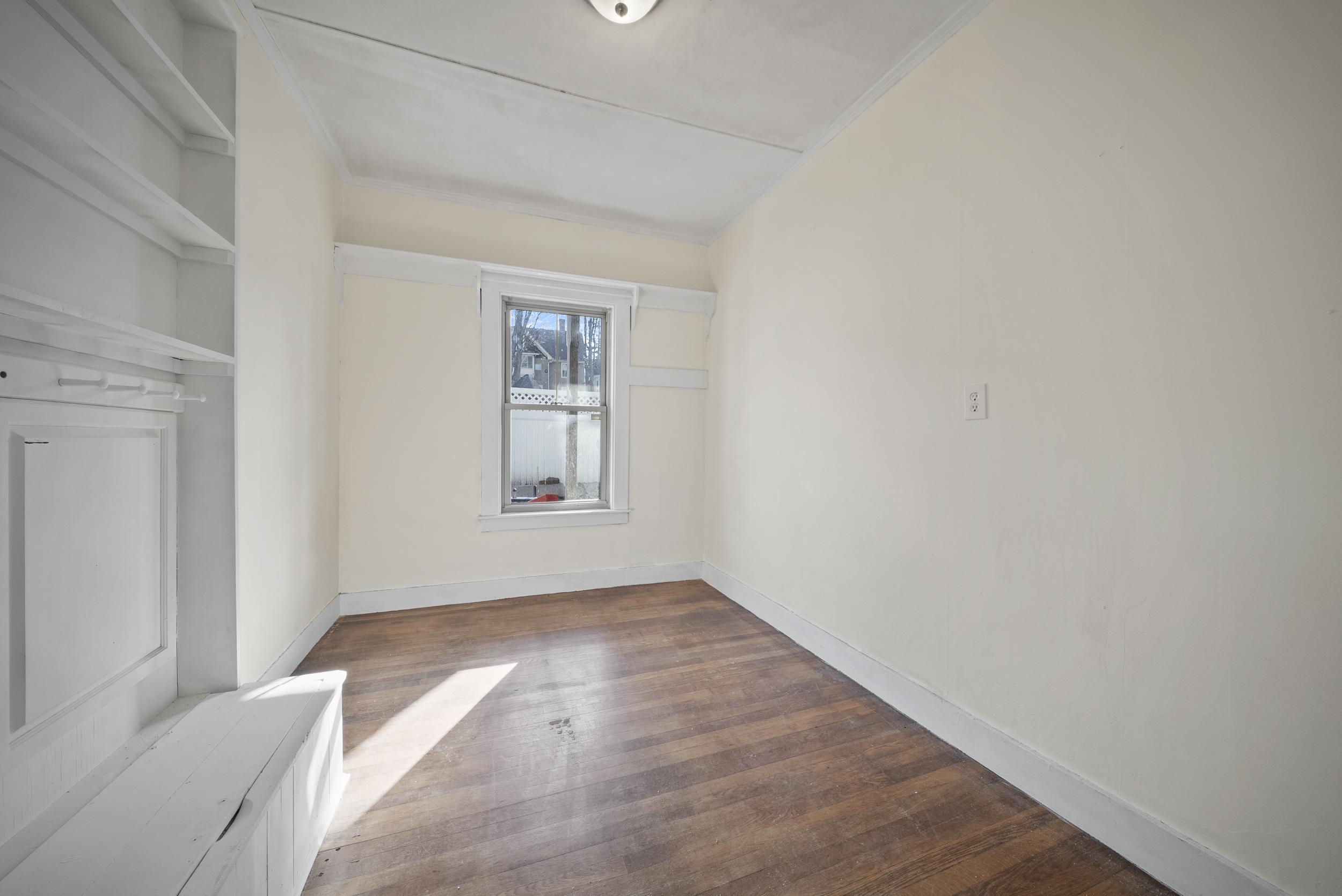 605 Hall Street Manchester, NH 03104 - Photo 22 of 32