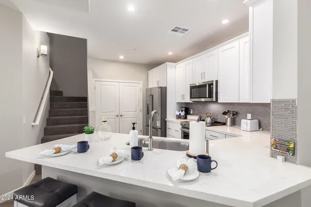 $6,300 | 2511 West Queen Creek Road, Unit 460, Chandler, AZ 85248