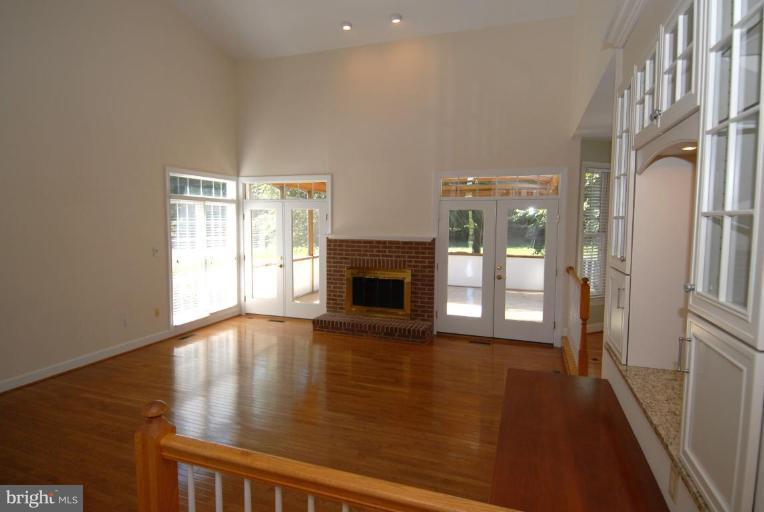 15420 Deep Bottom Road Darnestown, MD 20874 - Photo 10 of 29 Family Room