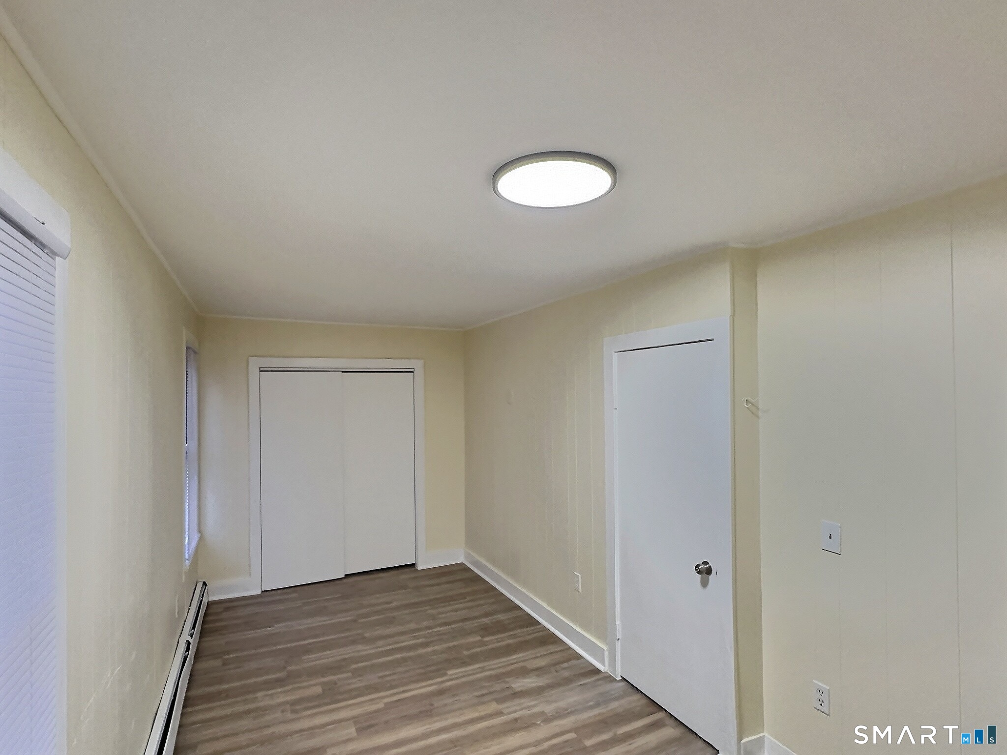 42 Spring Street New London, CT 06320 - Photo 5 of 24