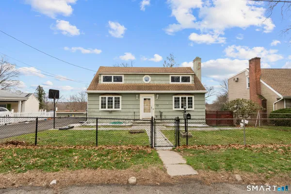 $508,900 | 104 Oakdale Street, Bridgeport, CT 06606