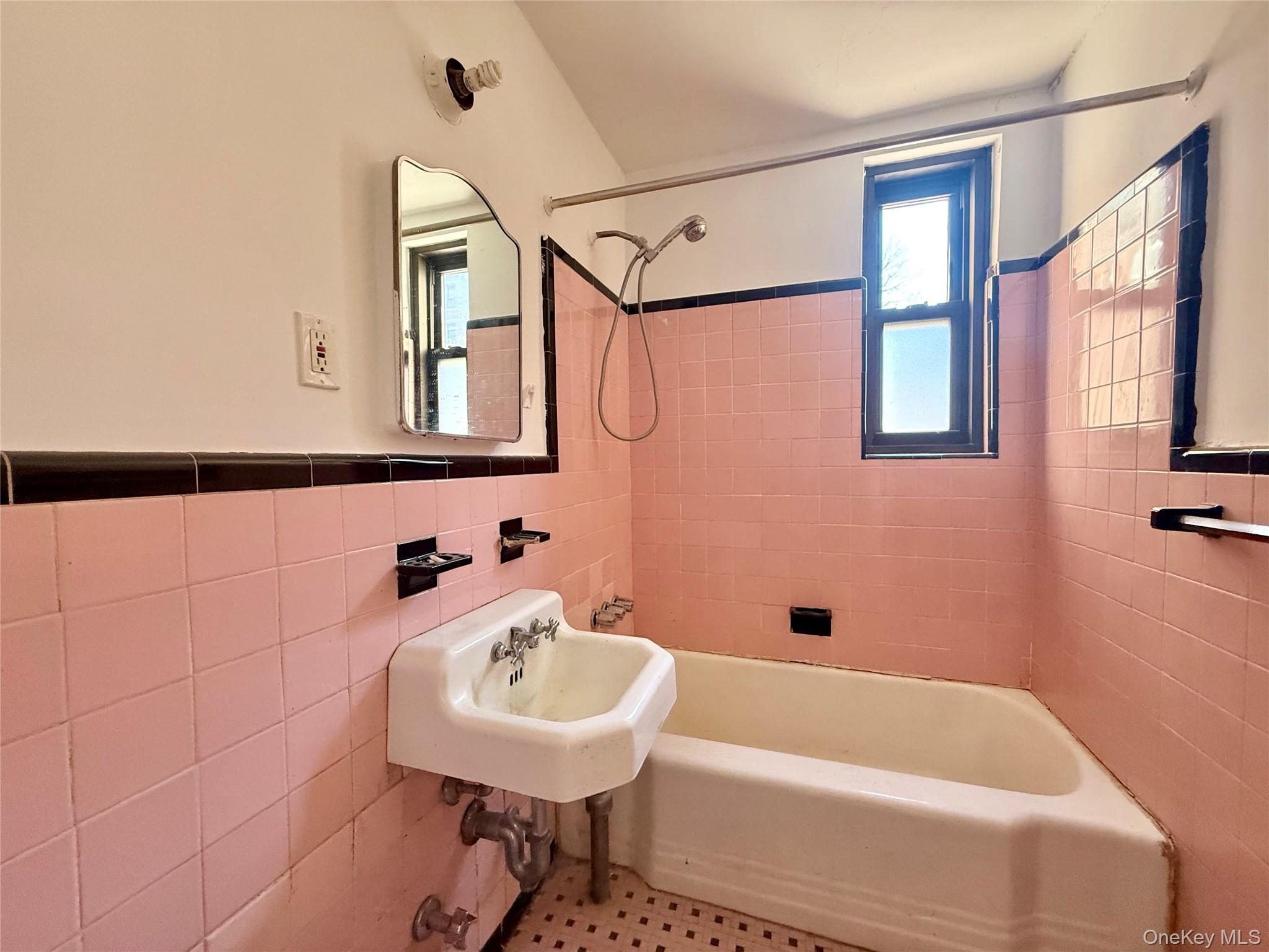 112-50 Northern Boulevard, Unit 1A Queens, NY 11368 - Photo 15 of 27