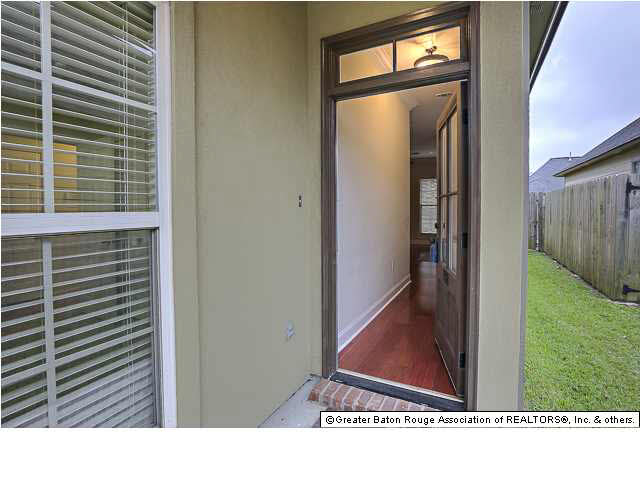 718 Alayna's Court Baton Rouge, LA 70810 - Photo 3 of 20 Gallery Image 3