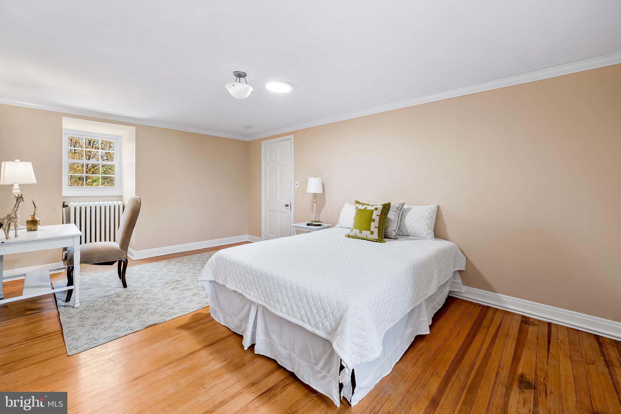 217 Wendover Road Baltimore, MD 21218 - Photo 42 of 73 Bedroom 5 with hardwood flooring