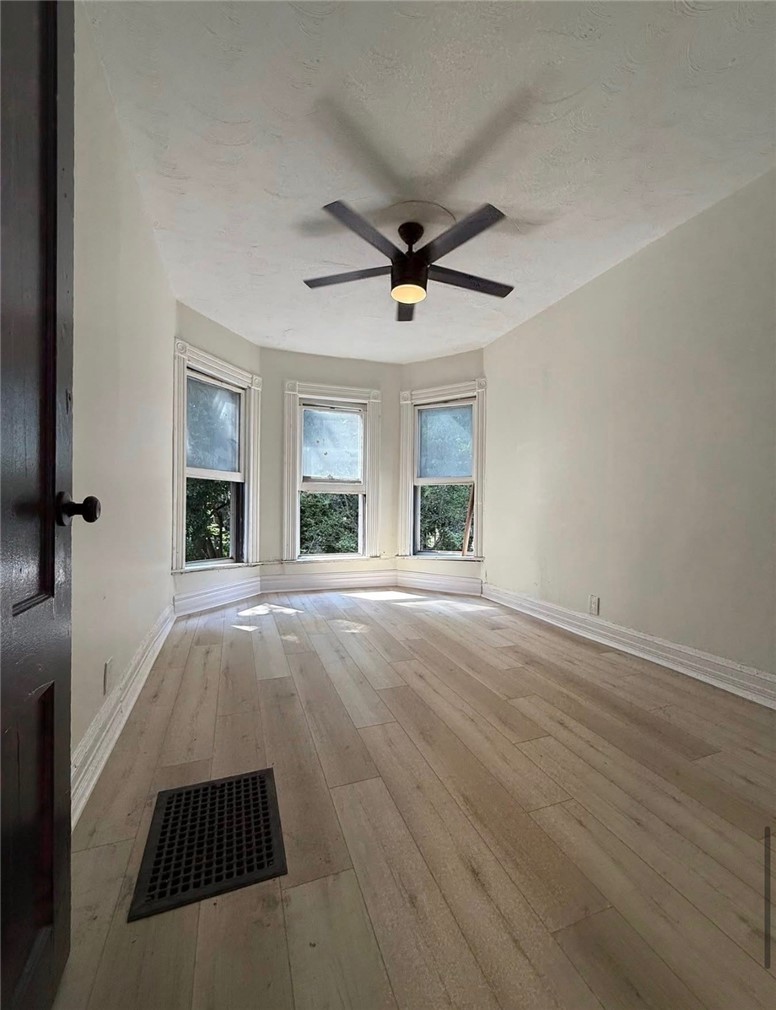 102 Meigs Street Rochester, NY 14607 - Photo 4 of 18