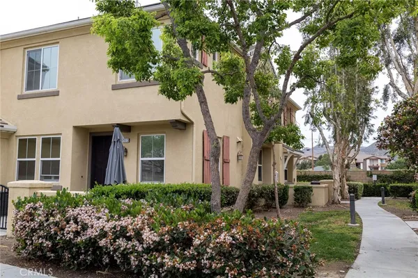 $389,900 | 1800 East Lakeshore Drive, Unit 1803, Lake Elsinore, CA 92530