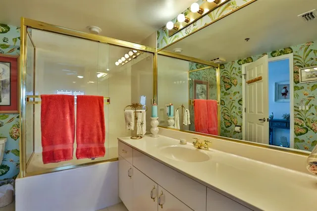 $5,000 | 4381 South Atlantic Avenue, Unit 101, New Smyrna Beach, FL 32169