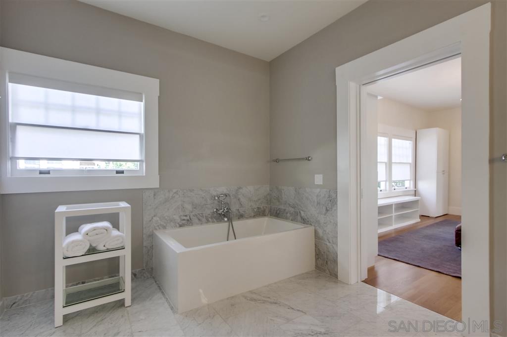 475 A Avenue Coronado, CA 92118 - Photo 13 of 25