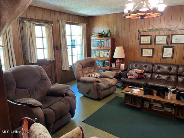 6105 Tolar Road Moss Point, MS 39562 - Photo 4 of 23 IMG_4081