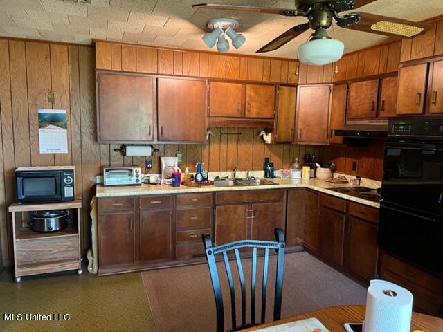 6105 Tolar Road Moss Point, MS 39562 - Photo 9 of 23 IMG_4067