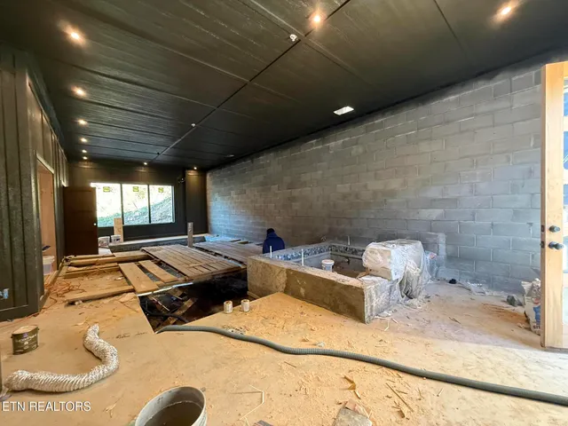 $3,500,000 | 416-444 McMahan Road, Pigeon Forge, TN 37863